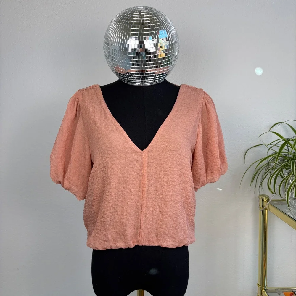 ASTR the Label | Dusty Rose V-Neck Puff Sleeve Tie Back Blouse XS, Romantic Airy